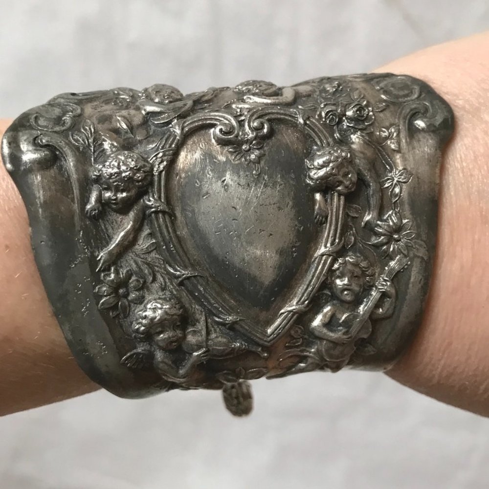 Antique Victorian Floral Silver plated Art Nouveau Cuff Cherub Wide Bracelet
